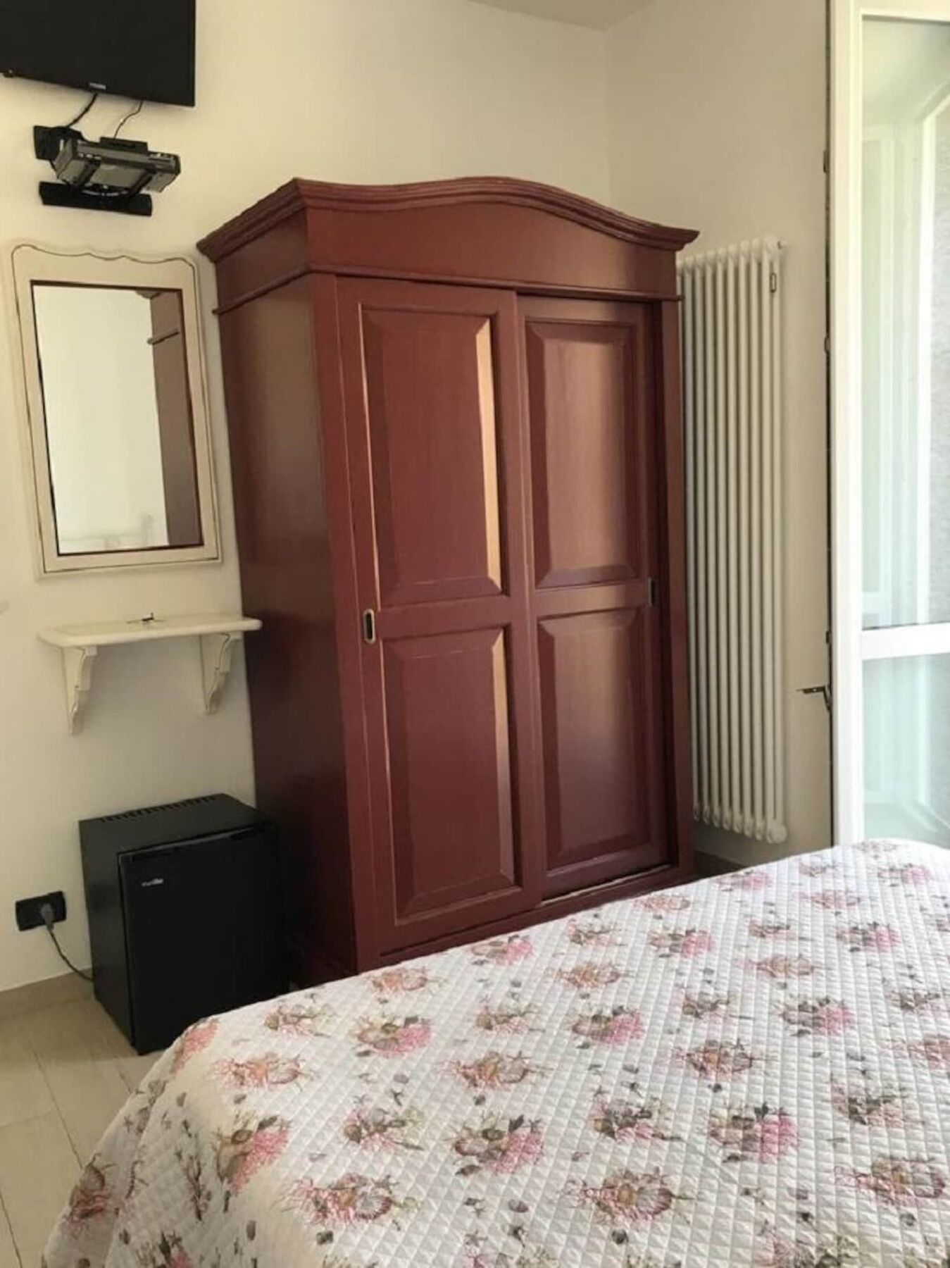 Sandra Villa Rooms 코르니글리오 외부 사진